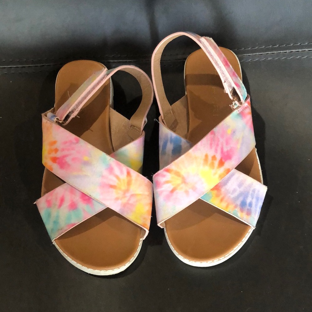 Tie dye Tahari sandals 12